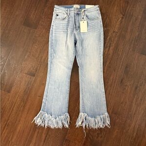 NWT Kancan jeans with Frayed Hem size 9